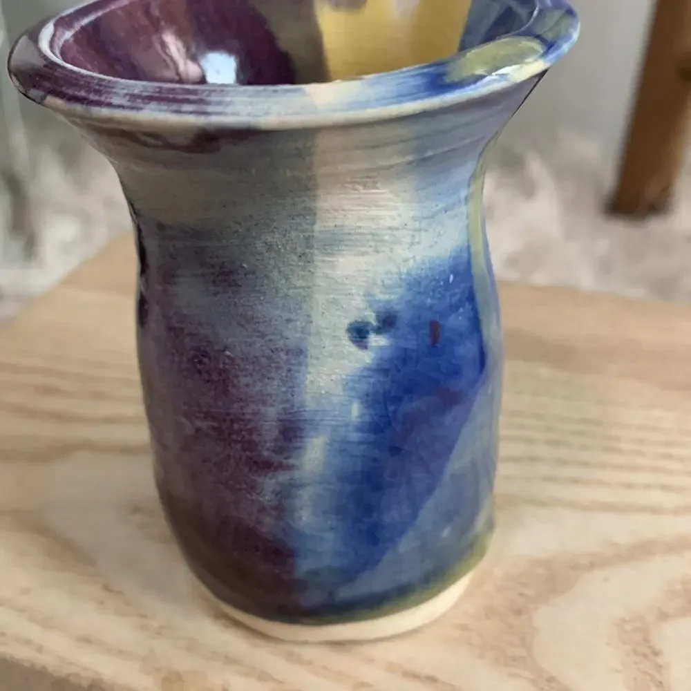 Handmade Small Studio Art Pottery Vase‎